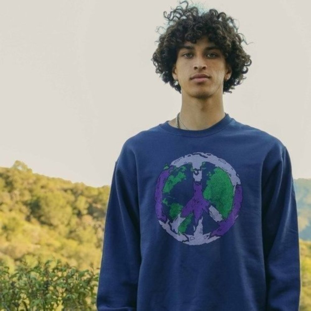 ALTRU Mens World Peace Graphic Sweatshirt